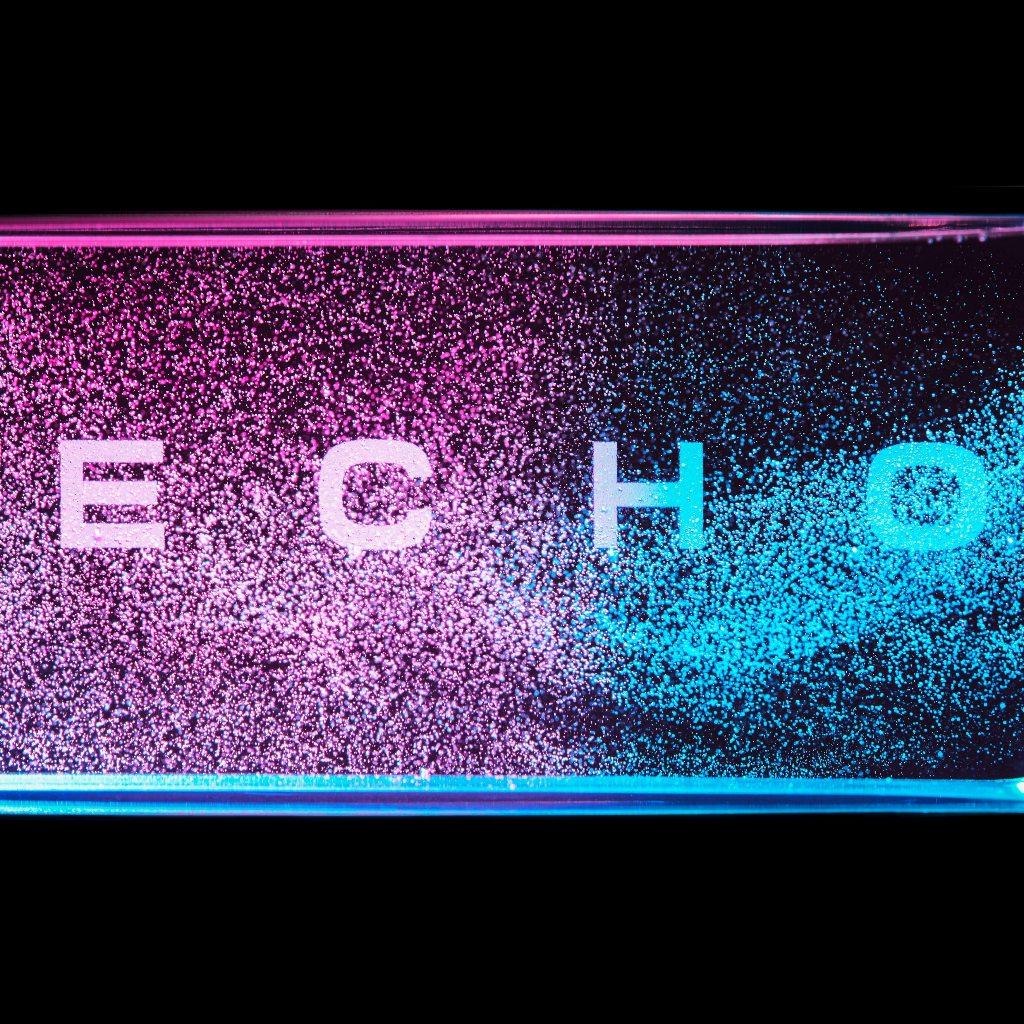 Echo Forty hydrogen water tumbler hydrogen infusion visualization showing dissolved hydrogen gas bubbles within water during active generation cycle