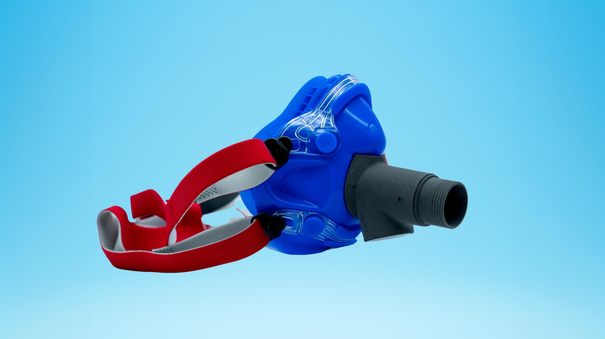 LiveO2 Extreme Premium EWOT Mask Kit with blue mask and red straps for adaptive contrast oxygen training