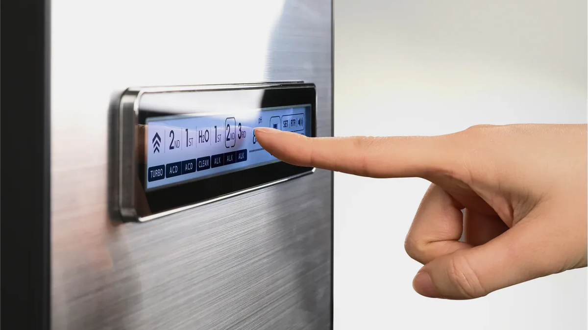 Tyent Edge 9000 Turbo water ionizer digital display showing pH level selection and operating interface